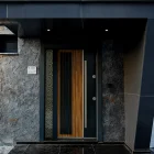 Özel tasarım modern ahşap dış kapı uygulaması